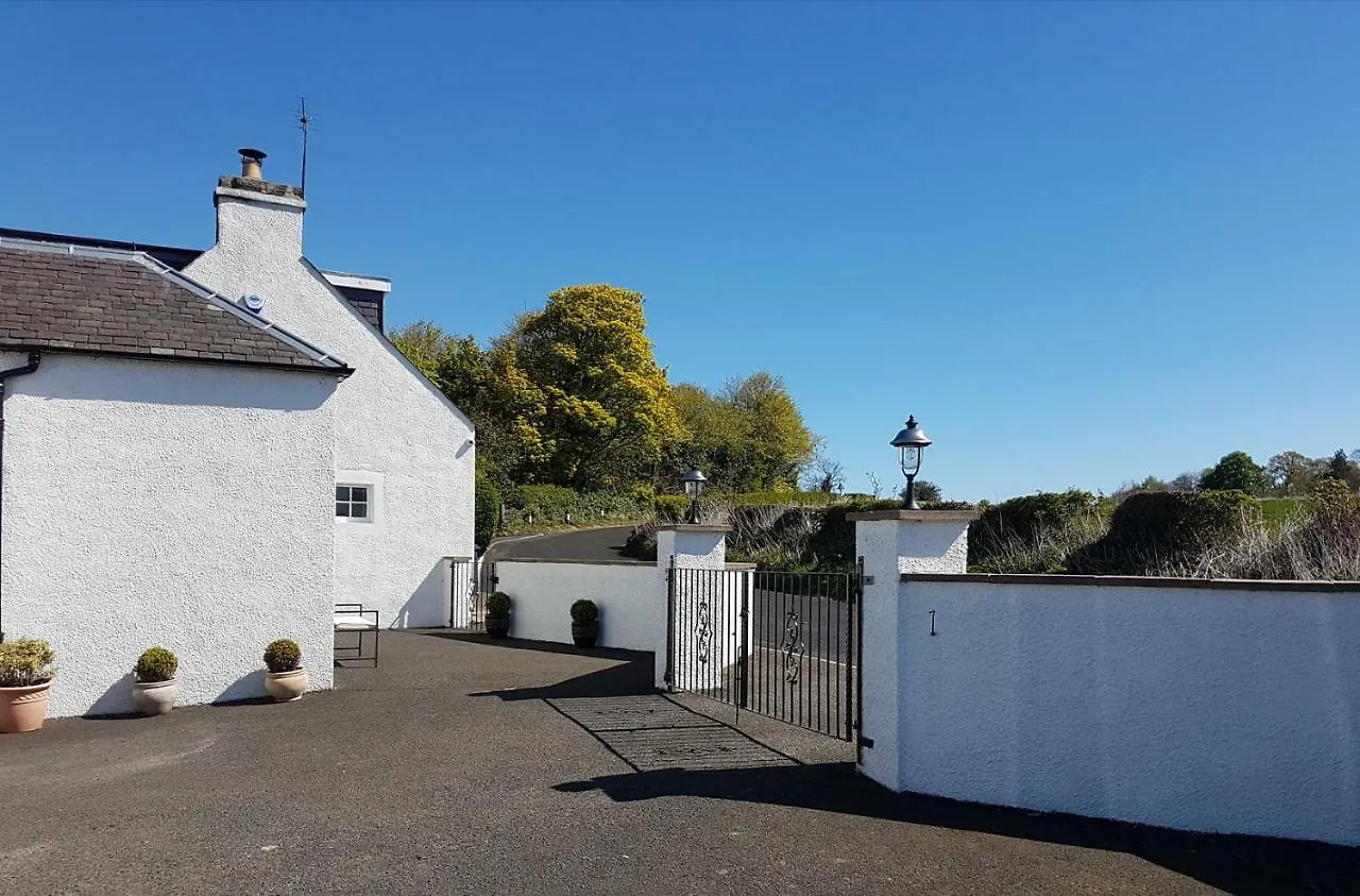 Wee Gem Cottage Edinburgh 0*,